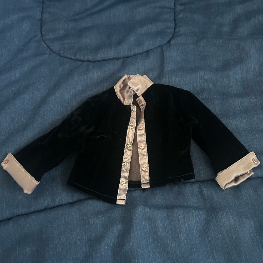 American Girl Recital Outfit II - Shirt Jacket + Skirt - Picture 2 of 8